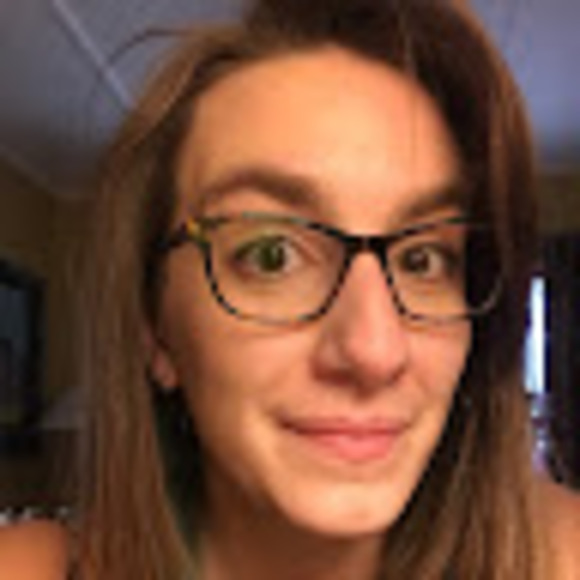 Meet your Posher, Theadora - Picture 1 of 1